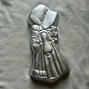 Vintage Holly Hobbie Cake Pan